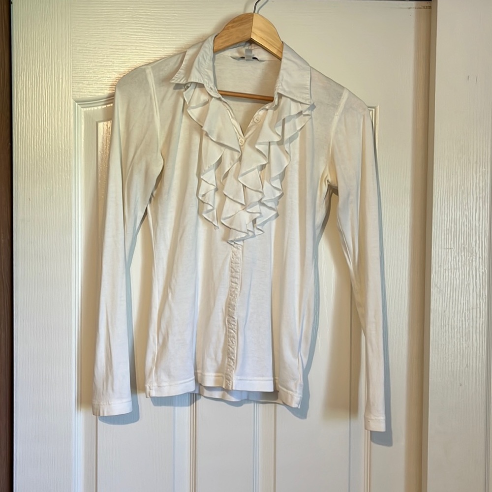 GUC cabi ruffle neck “T-shirt “